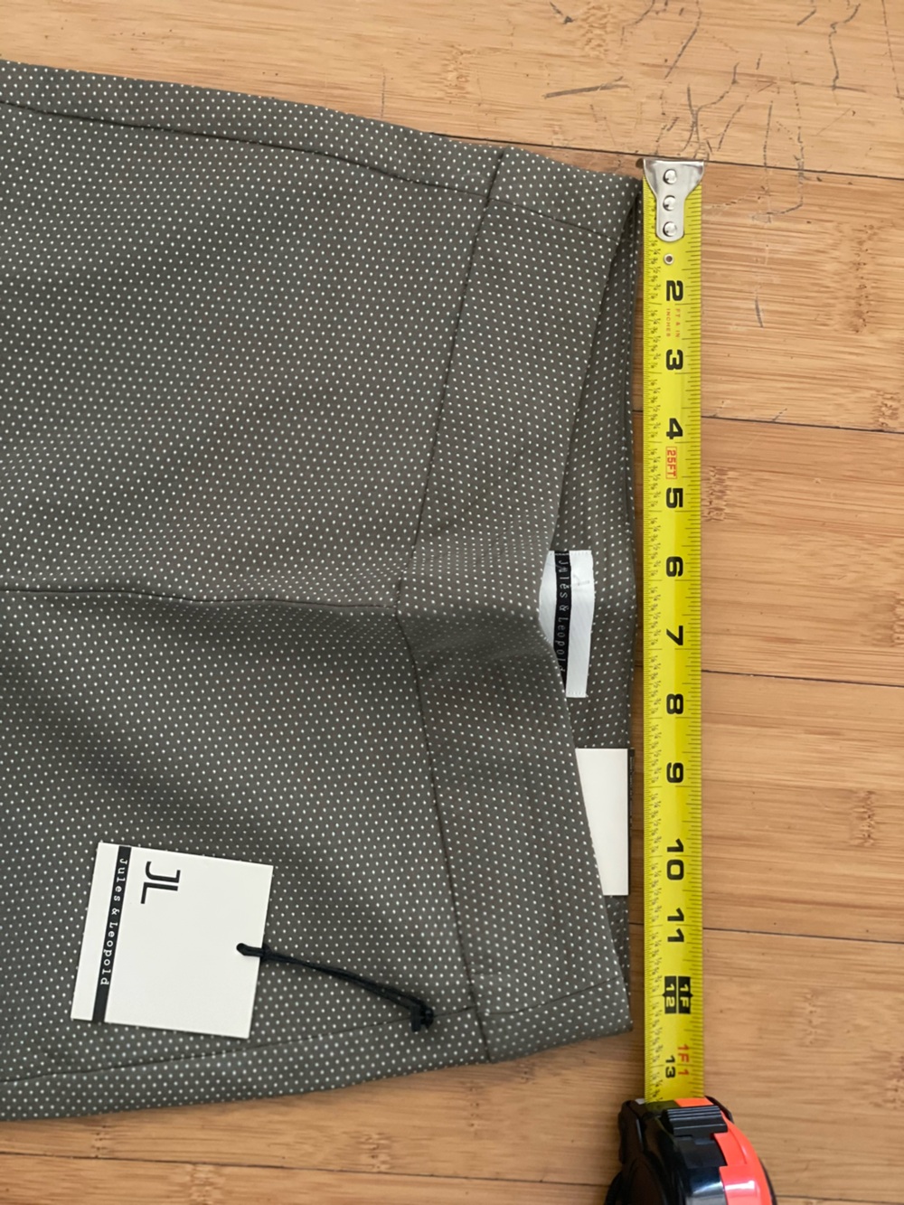 Jules & Leopold Gray Dot Ankle Crop Pants - Picture 3 of 8